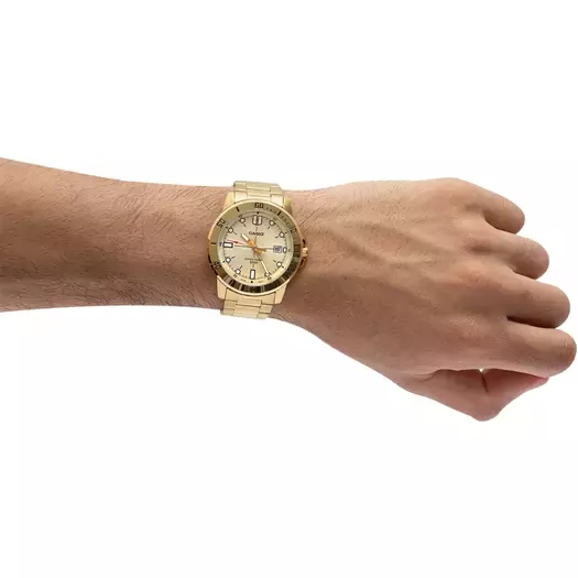 CASIO MEN S WATCH MTP-VD01G-9E (zd185d) + BOX
