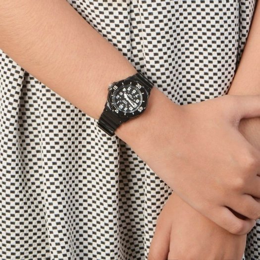 MOTERIŠKAS LAIKRODIS CASIO LRW-200H 1BV (zd557b)