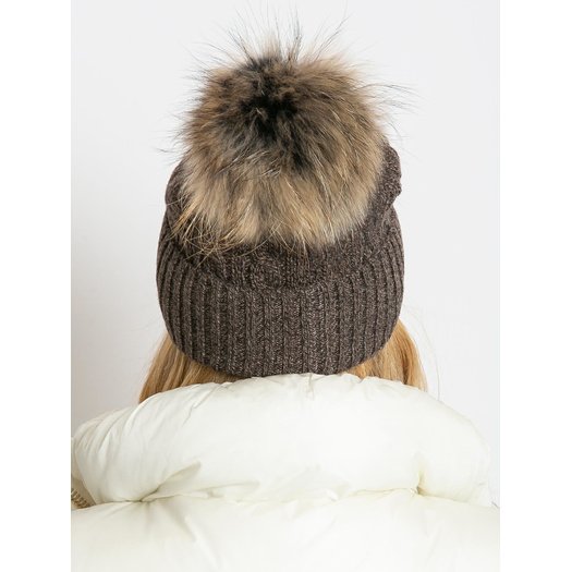 Cap-AT-CZ-173501.44-tamsiai ruda