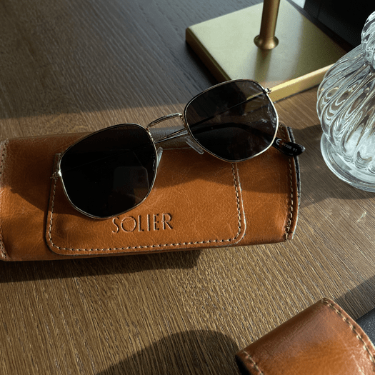 Personalized genuine leather spectacle case Solier SA37 camel 3