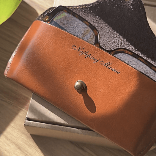 Personalized genuine leather spectacle case Solier SA37 camel 2