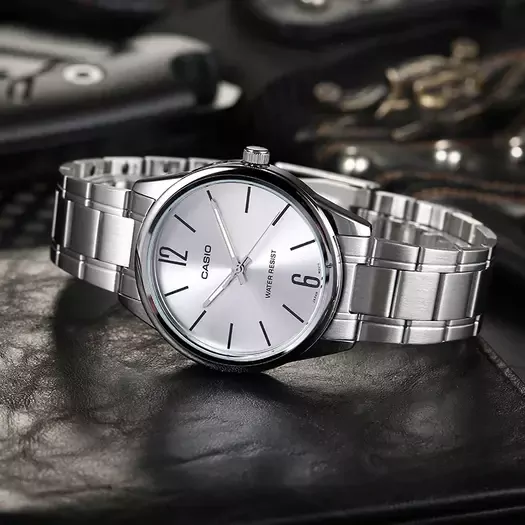 CASIO MTP-V005D-7B MEN S WATCH (zd105b) + BOX