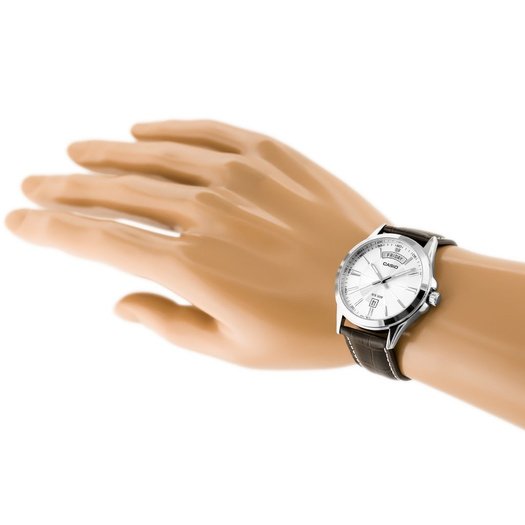 CASIO MEN S WATCH MTP-1381L-7AV + BOX