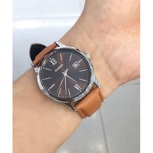 CASIO MEN S WATCH MTP-V002L-5B3 + BOX (zd224c)