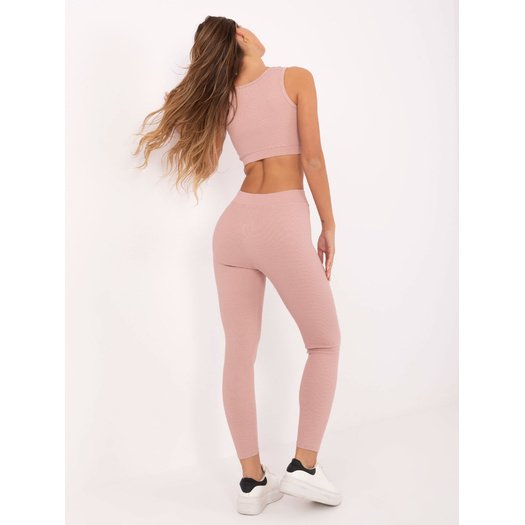 Komplektas moterims 8 Komplektas moterims 8