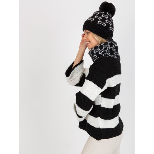 Cap-AT-CZ-CM-319.41P-juoda ir balta
