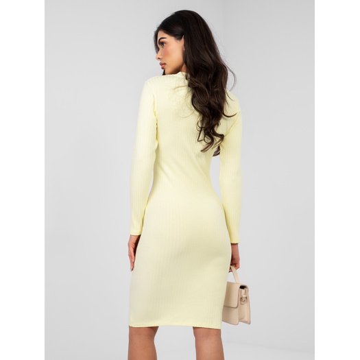 Sukienka-RV-SK-A1049.27-jasny ż&oacute;łty 3