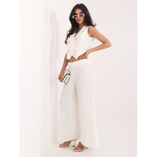 Kostiumėlis moterims -IT-KMPL-21223.81-ecru 2