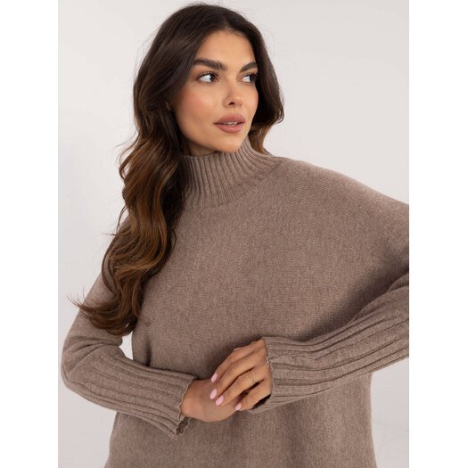 Sweter-IT-SW-0814.36-ciemny bezowy 3