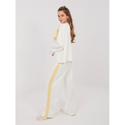 Spodnie dresowe-IT-DR-22220.88-ecru