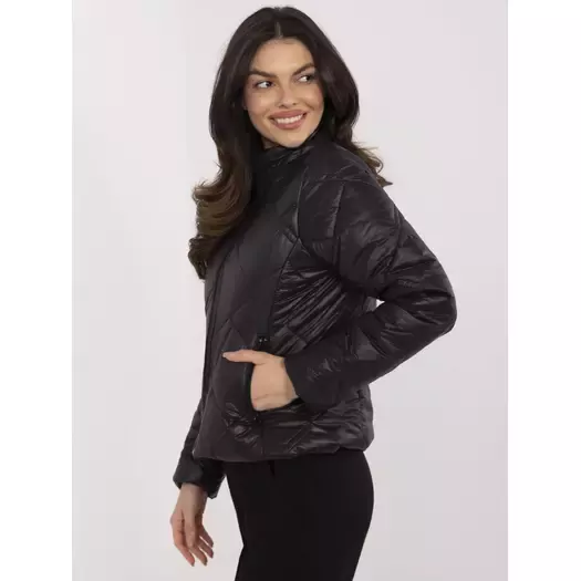Striukė-MI-KR-88630.60P-juoda