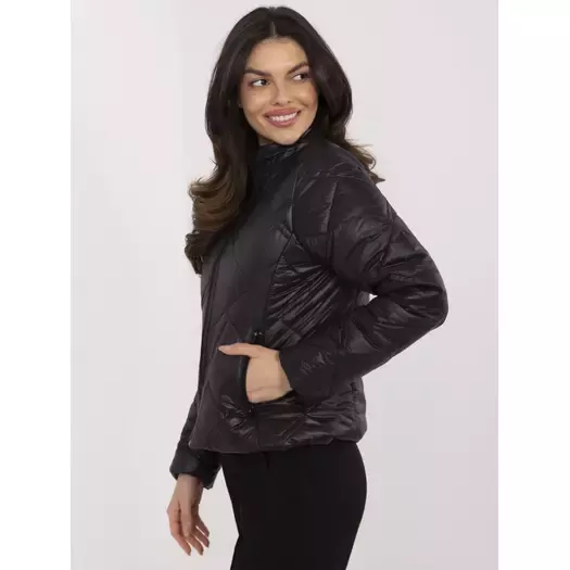 Striukė-MI-KR-88630.60P-juoda
