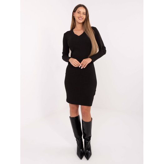 Sukienka-RV-SK-A1050.08-czarny