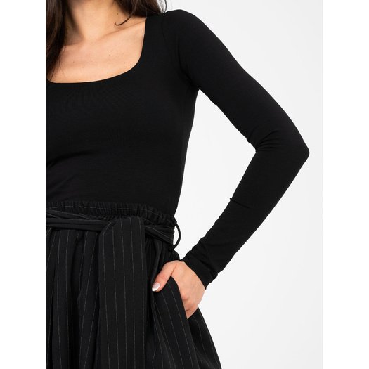 Bluzka-RV-BZ-A1193.26-czarny 4