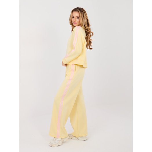 Spodnie dresowe-IT-DR-21772.91-jasny ż&oacute;łty 4