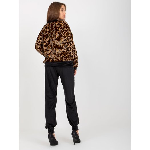 Veliūrinis treningas moterims  RP-KMPL-8190-1.03-camelowy