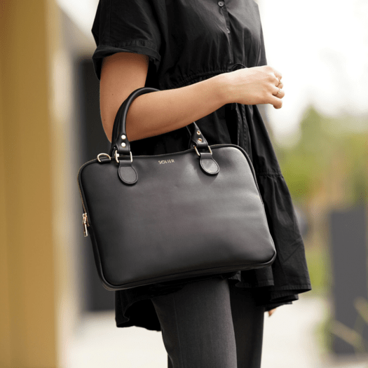 Genuine leather woman s laptop bag 13,3   FL26 Alcamo black with snake pattern 1