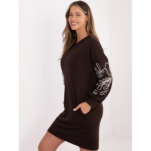 Sukienka-RV-SK-A1064.95-ciemny brązowy