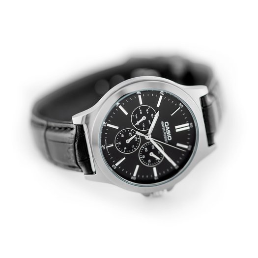 CASIO MTP-V300L-1A MEN S WATCH (zd085b) + BOX