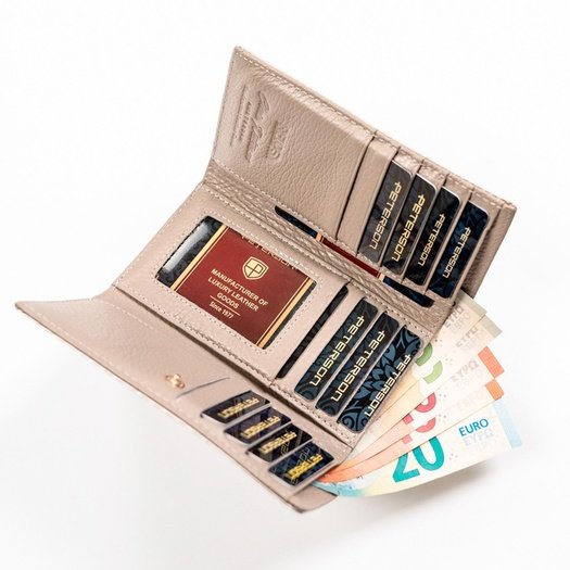 Natūralios odos moteriška piniginė Peterson PTN 42108-SBR-BE – smėlio