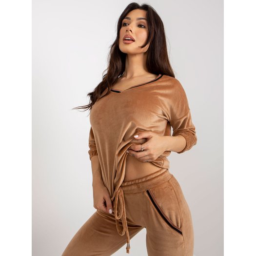 Veliūrinis komplektas moterims RV-KMPL-8285.82-camelowy