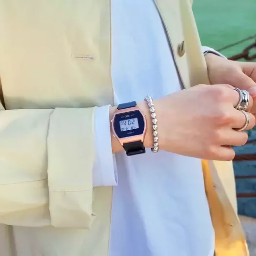 Laikrodis moterims CASIO Vintage LW-204-1ADF + dėžutė