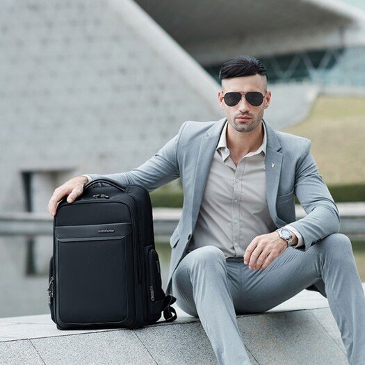 Kuprinė nešiojamam kopiuteriui Arctic Hunter  B00544 - Juoda 17 " 4