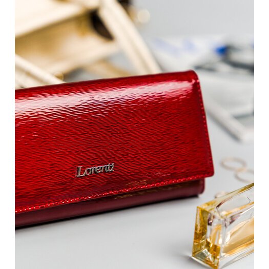 Podłużny, lakierowany portfel damski ze skóry naturalnej - Lorenti